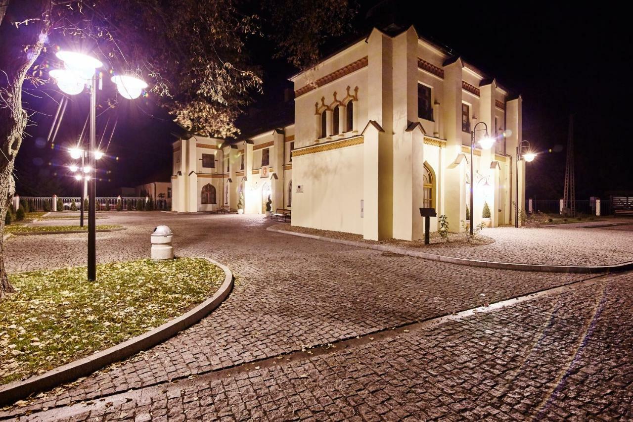 Centrum Obslugi Turysty Kordegarda Raczki  Exterior photo